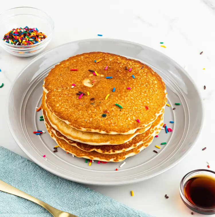 Birthday Cake Protein Pancakes | Healthy snacks delivery
