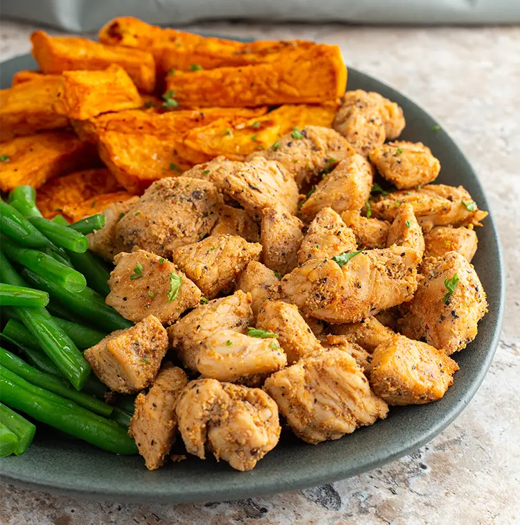 Cajun Chicken with Green Beans | ProMeals Menu
