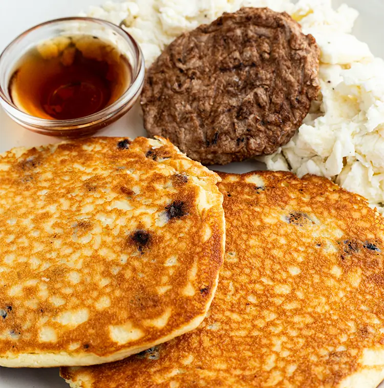 Creamy Berry Pancakes | ProMeals Menu