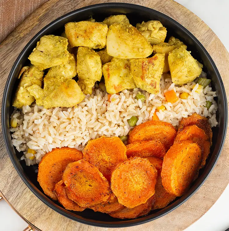 Curry Chickenby MyProMeals.com