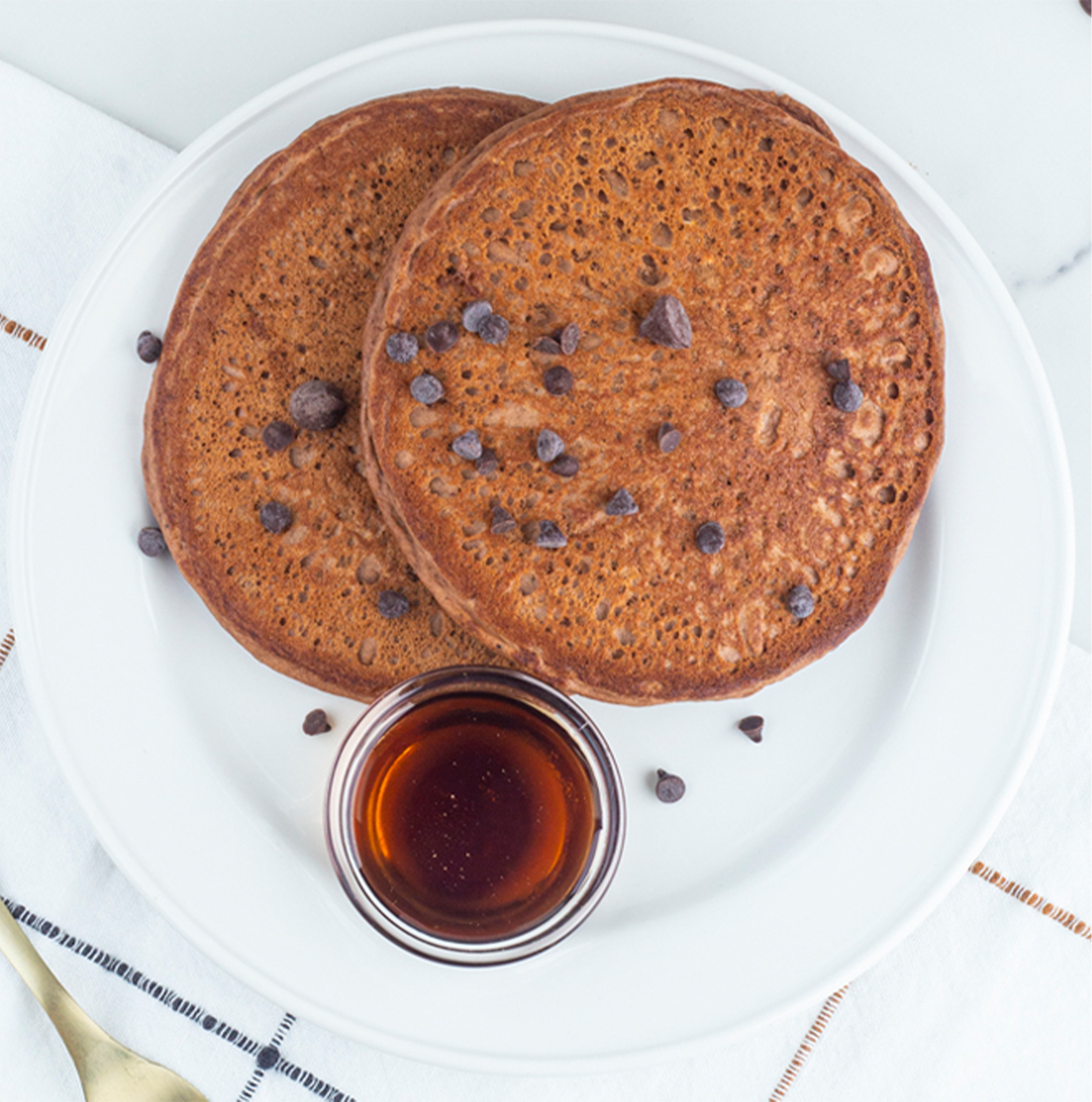 PB Chocolate Protein Pancakes  | Low Calorie Menu