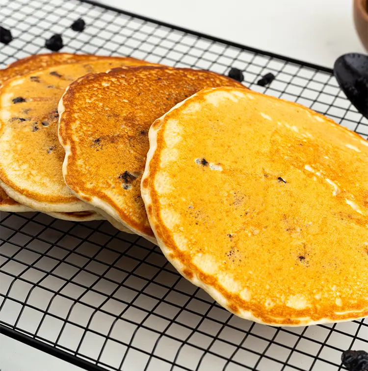 Very Berry Protein Pancakes | Healthy snacks delivery